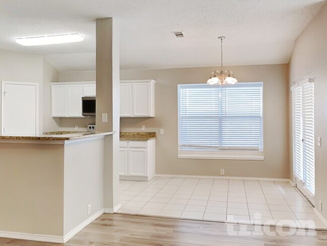 Photo - 7005 Bridlewood Dr