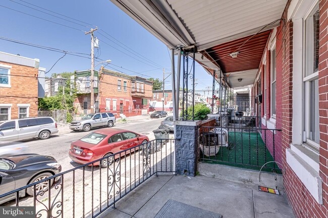 Photo - 829 N 50th St