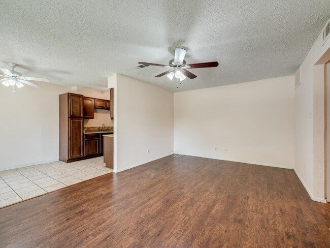 Photo - "Cute 3-Bed 2-Bath Townhome in Hurst!"