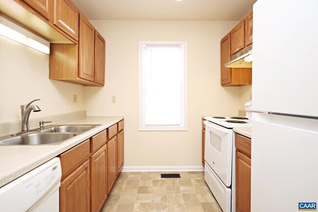 Photo - 200 Stribling Ave