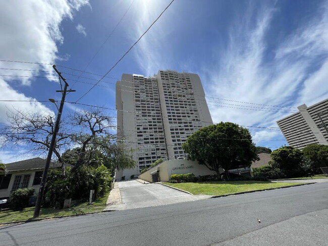 MOTT SMITH LANILOA 1/1/1, W/D, A/C, D/W, e... - MOTT SMITH LANILOA 1/1/1, W/D, A/C, D/W, e... Unit APT 3305