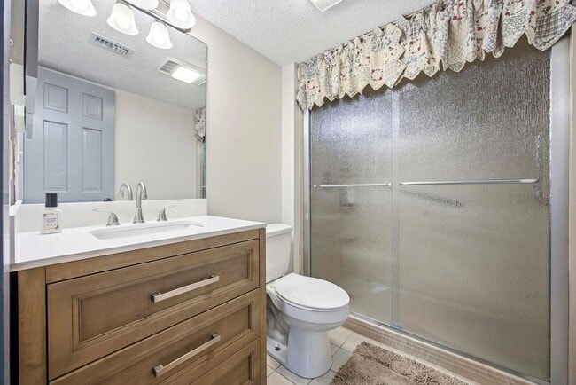 Photo - 100 Lands End Blvd Unidad 318