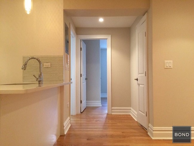 69 Bennett Avenue - 69 Bennett Avenue