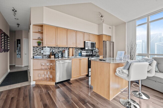 Photo - 219 Fort York Blvd Unit ID1345874P