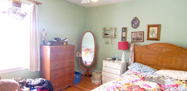 Photo - 704 S Grove St