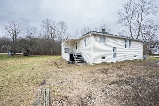 Photo - 16781 Akron St