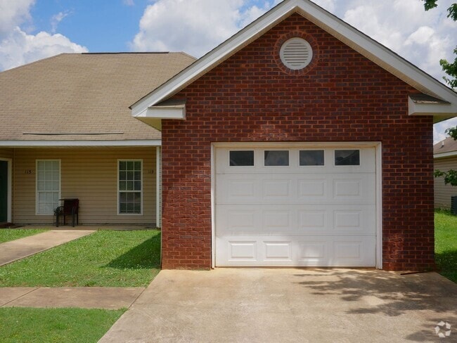 Building Photo - 119 Pine Meadows Cir Unit Cir 119 Rental