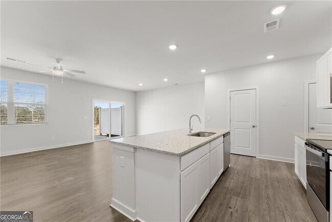 Photo - 1922 Westwind St