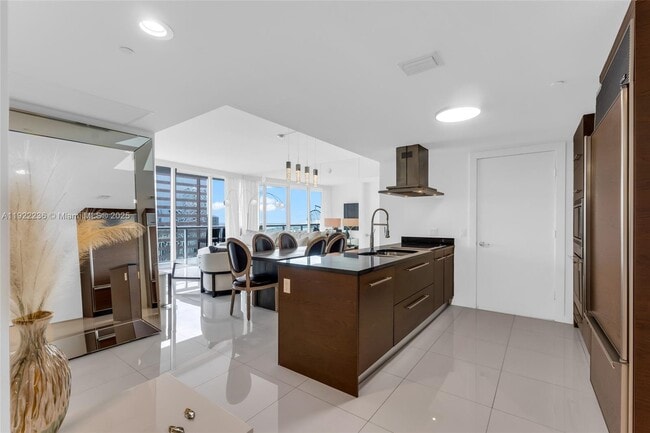 Photo - 495 Brickell Ave Unit 3511