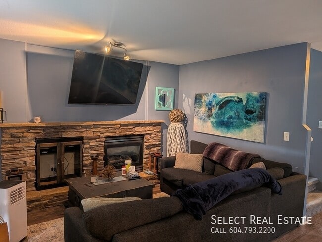 Photo - 8881 Walters St