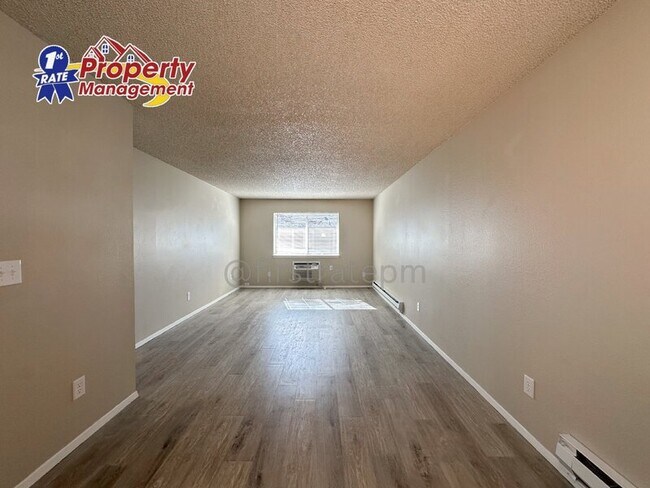 Photo - 4139 W Dorian St