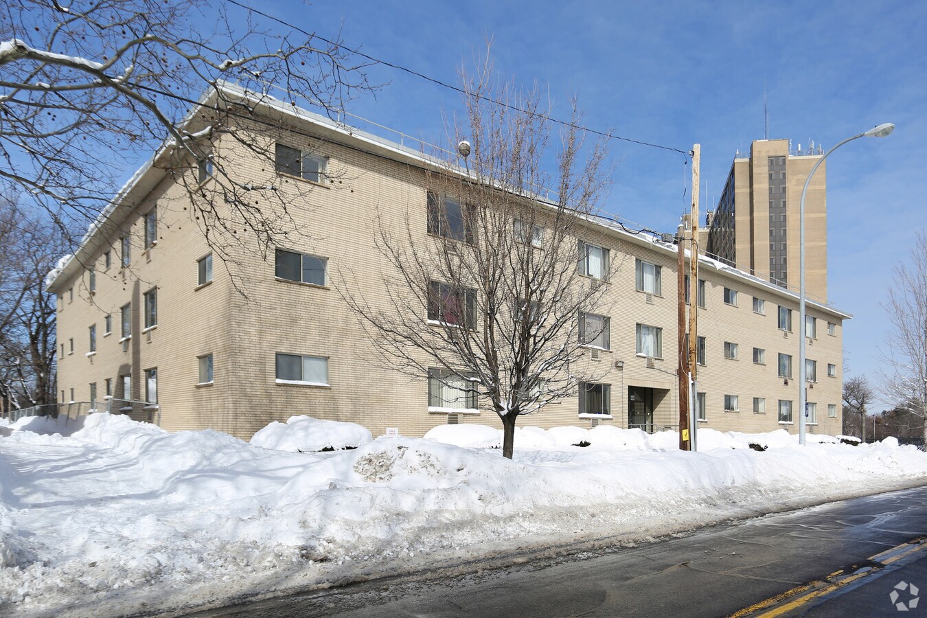 Woodie View Apartments - Woodie View Apartments