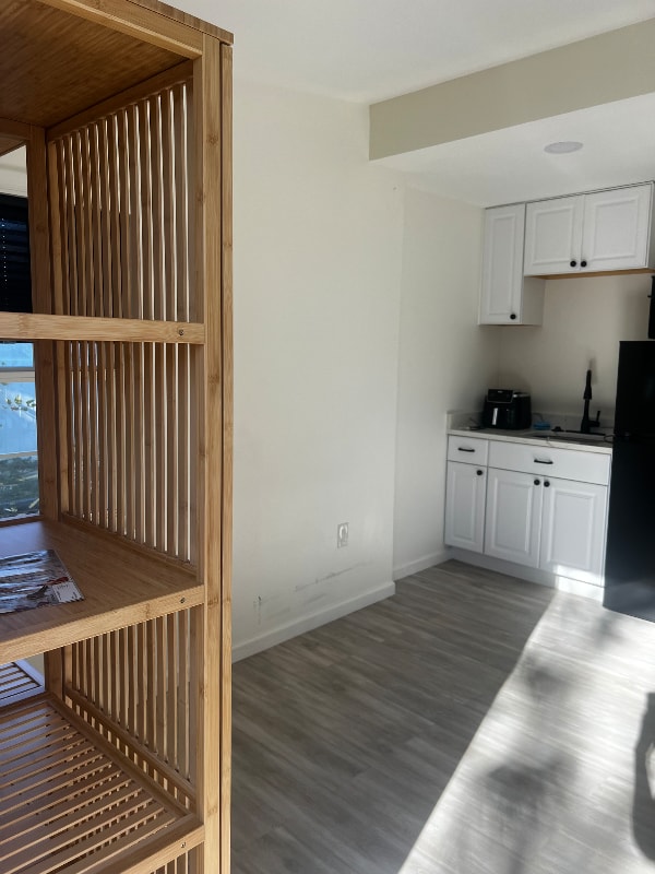 Photo - 1963 Lewis Ave