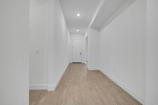 Photo - 12705 Parakeet Wy