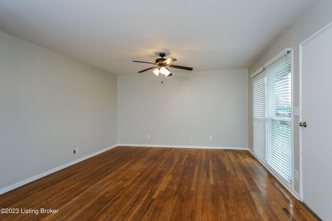 Photo - 634 Overdale Dr