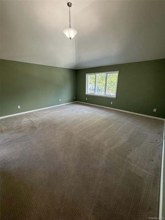 103 Clunie Ave Unit 2