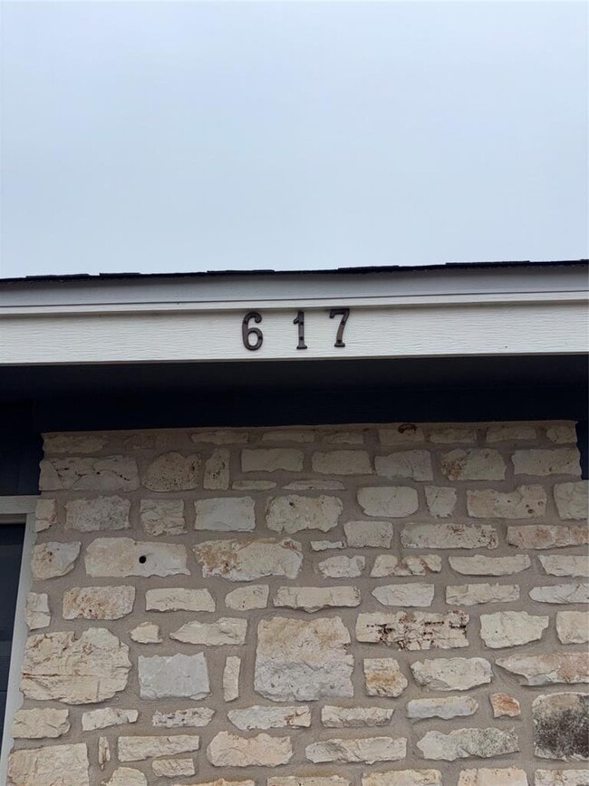 Photo - 617 Luther Dr