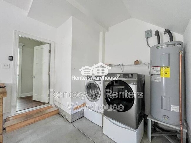 Photo - 105 Bedford Pl