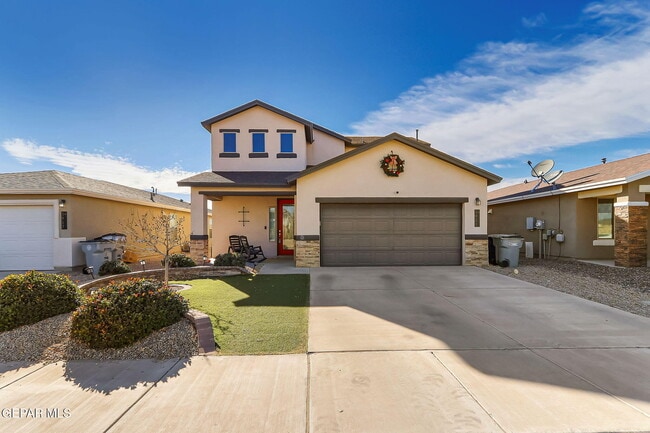 Photo - 3921 Desert Dunes Dr House
