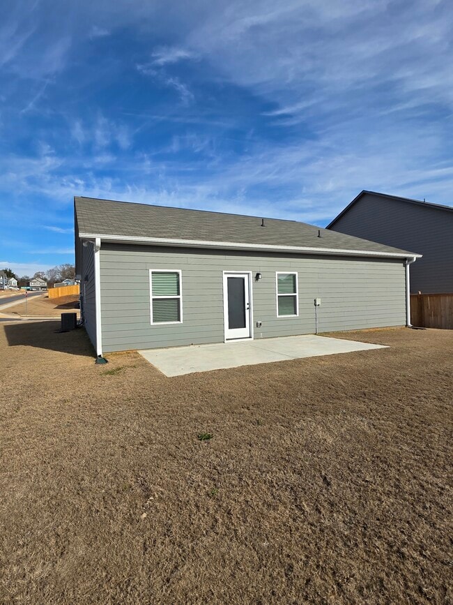 Photo - 123 Duncan Farm Dr NW