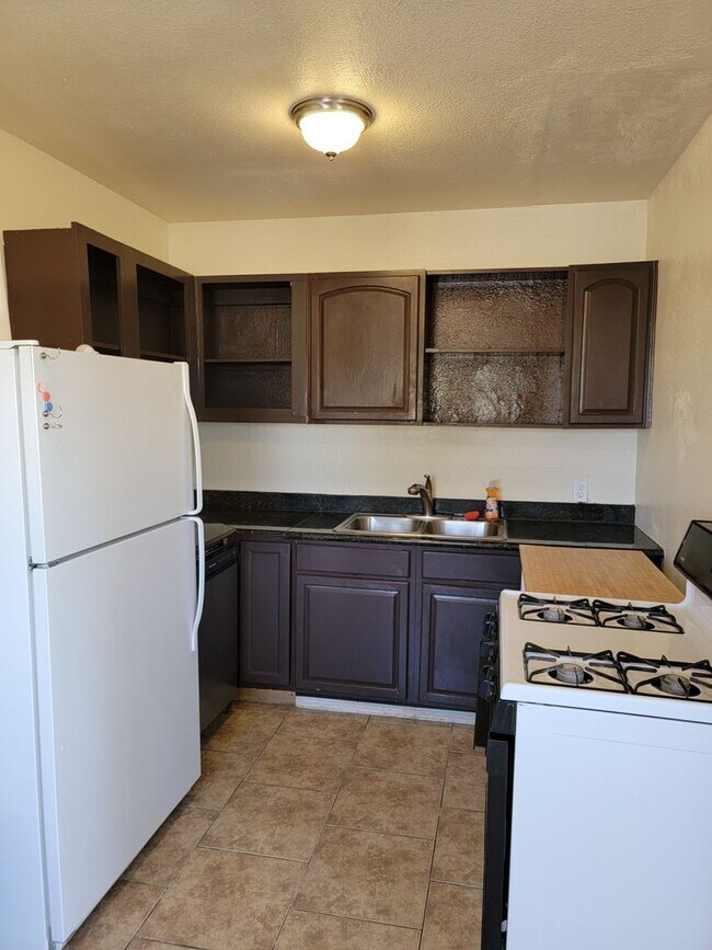 2506 N Castro Ave Unit 2506