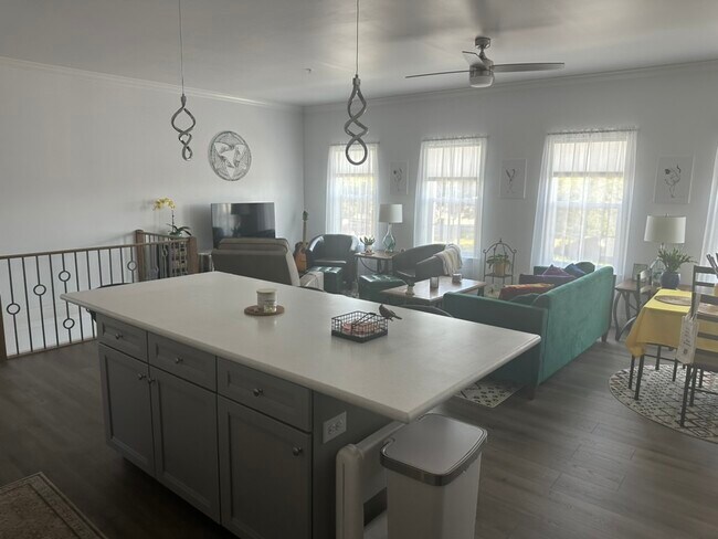 Photo - 806 Cedar St Unit D