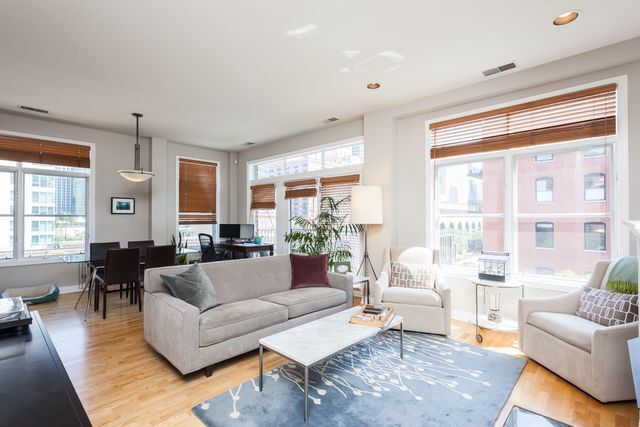 Photo - 550 W Fulton St Unidad #  0405 Rental