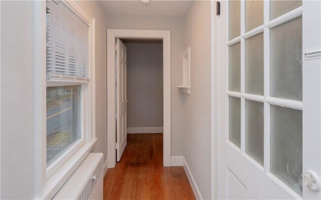 Photo - 118 Ruggles Ave Unidad 300