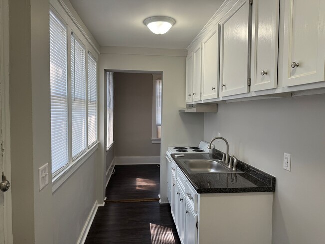 Photo - Earlewood-Cotton Town- Belleview