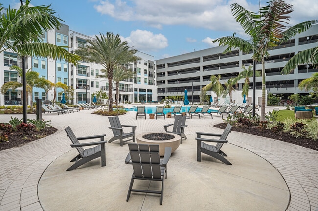 Court Yard - Fire Pit
