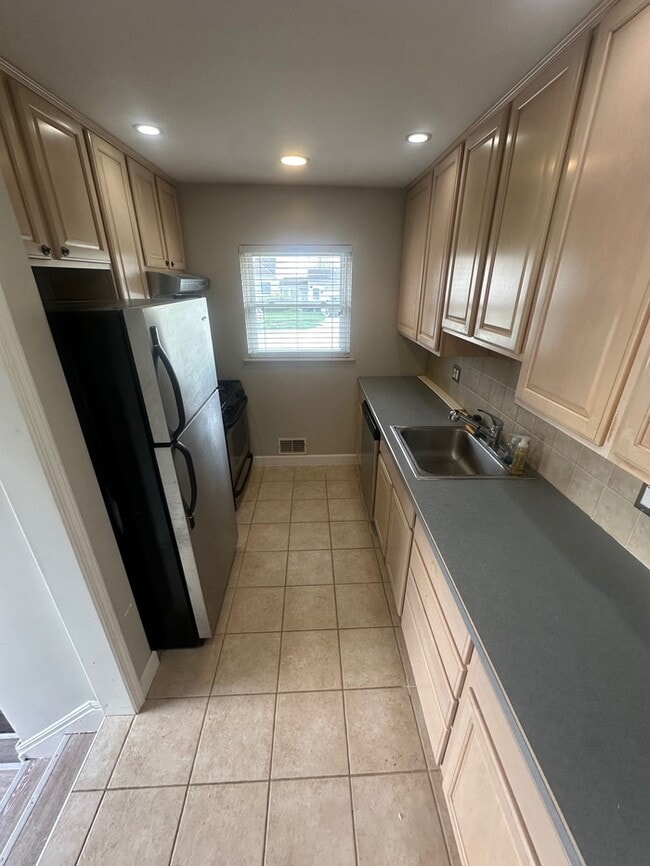 Photo - 3602 Ravena Ave