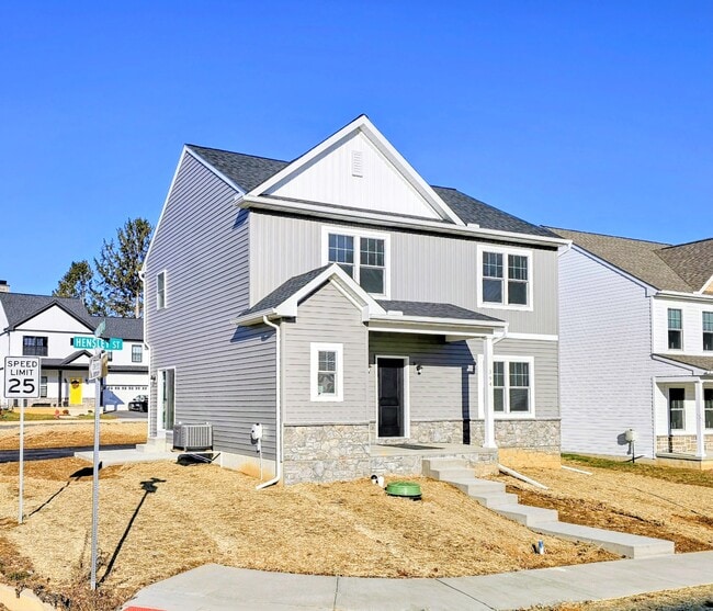 Photo - 394 Hensley St