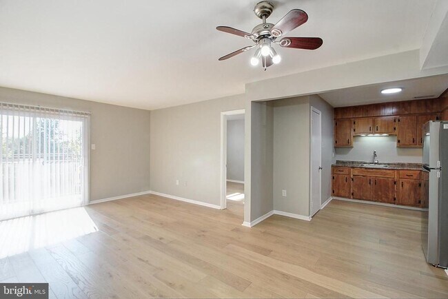 Photo - 1599 N East St Unit 14