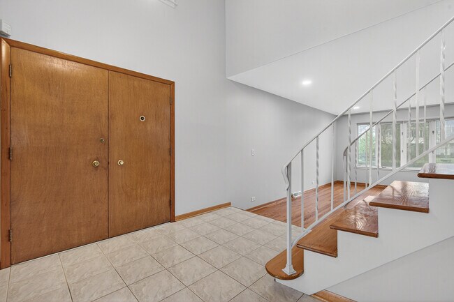 Photo - 7245 N Kostner Ave