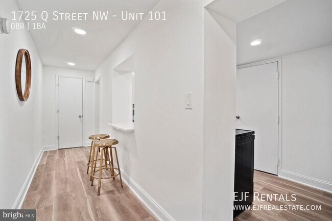 Photo - 1725 Q St NW Unit 101