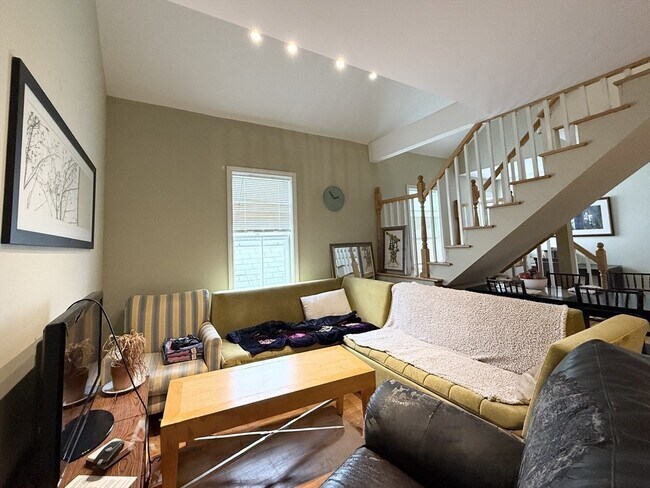 Photo - 51 Clifton St Unit 51