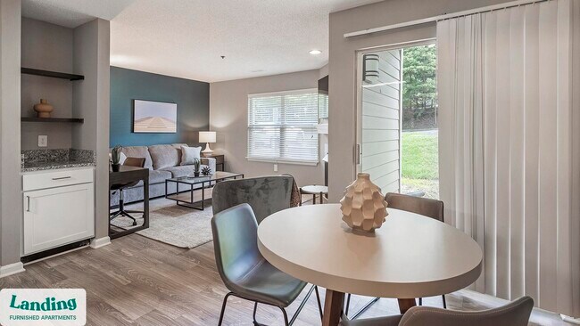 Photo - 300 Long Shoals Rd Unidad 12G