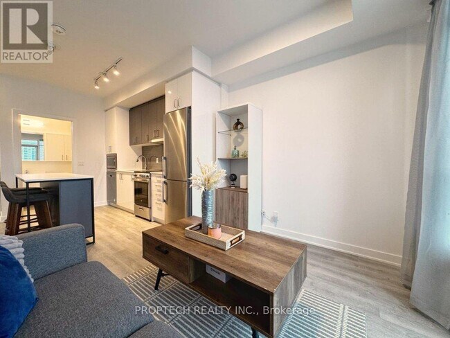 Photo - 50 Upper Mall Wy Unit 628