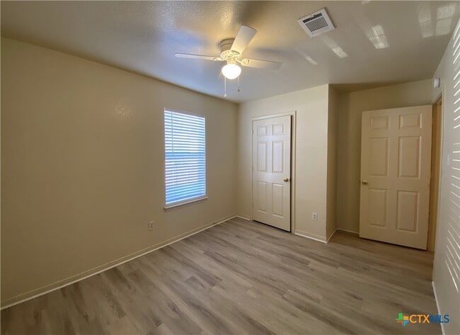 Photo - 3402 Cantabrian Dr Unidad B