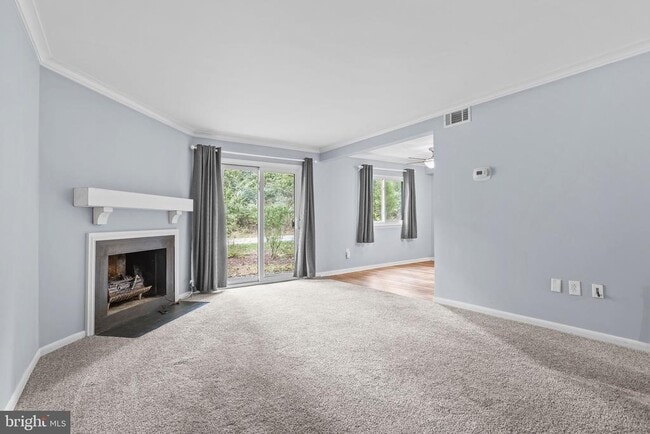 Photo - 1511 Painters Crossing Unidad 1511