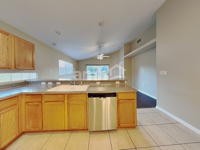 Photo - 100 Fieldstream North Blvd