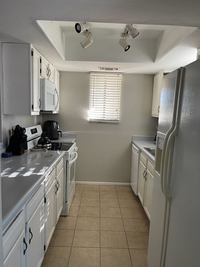 Photo - 850 S River Dr Unit 2069