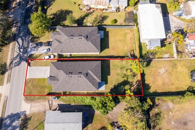 Photo - 1519 Indiana St