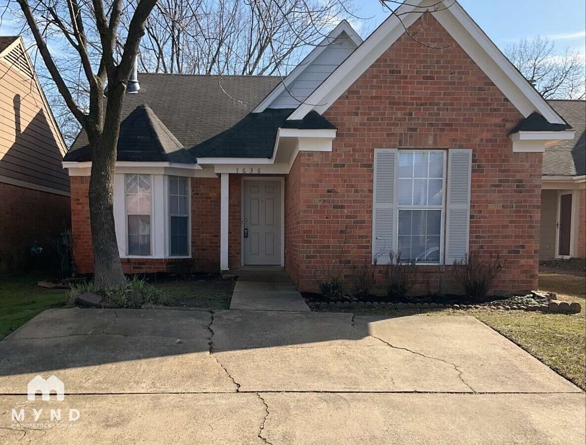 Photo - 7636 Iris Dr