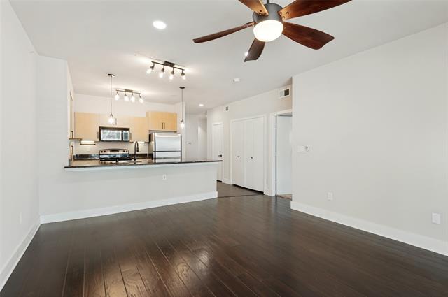 Photo - 4605 Cedar Springs Rd Unit 233
