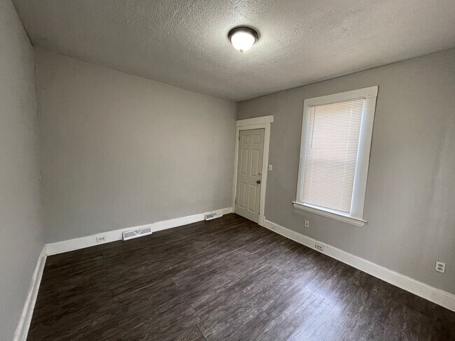 Photo - 4239-4241 W 24th St Unit Rear