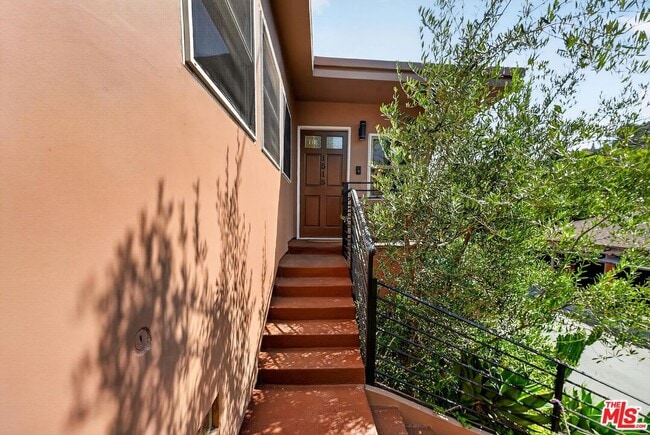 Photo - 1515 Rendall Pl