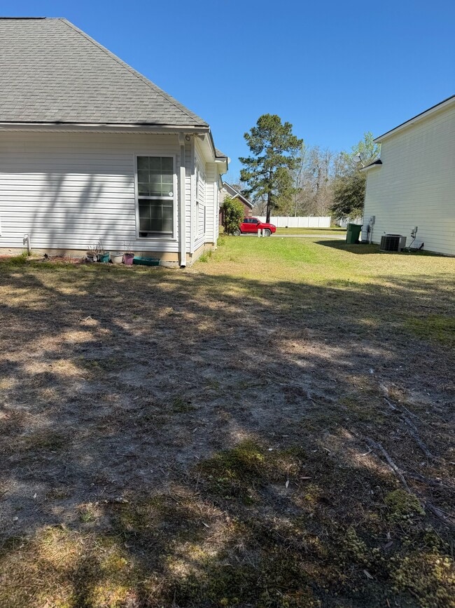 Photo - 656 Mahoney Rd