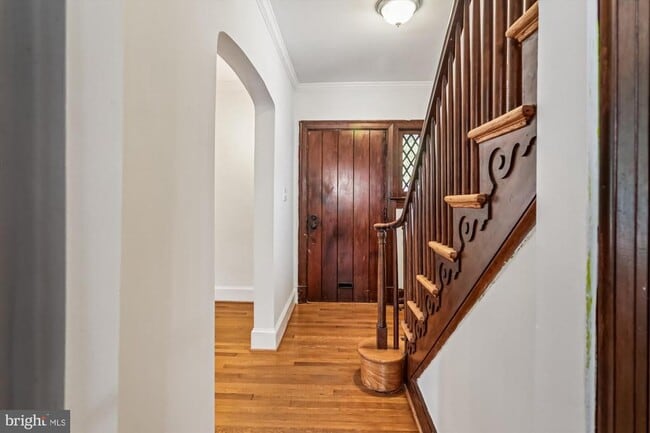 Photo - 5339 32nd St NW