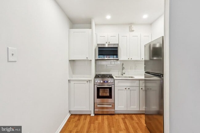 Photo - 2101 Chestnut St Unit 721-R